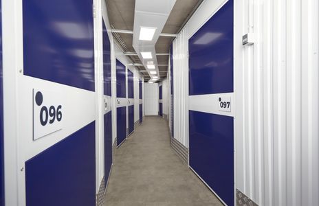 -StorageBook-Detailansicht 4 luna-self-storage-villingen-schwenningen-max-planck-str--Gang_leer_b.jpg