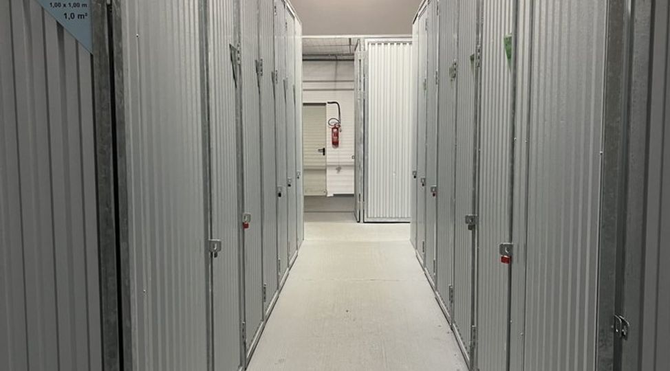 -StorageBook-Detailansicht 5 abstellbox-de-berlin-frank-zappa-strasse--Abstellbox_Gang_D.JPG