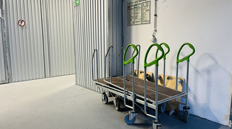 -StorageBook-Detailansicht 12 abstellbox-de-berlin-frank-zappa-strasse--Abstellbox_Schiebewagen2.jpg