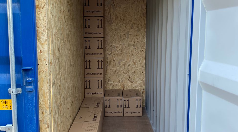 -StorageBook-Detailansicht 6 mietedeinlager-gmbh-senden-daimlerstrasse--3_5_qm_Lagerraum_-_MieteDeinLager_mit_Umzugskartons.JPG