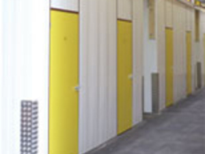 Machplatz Kaltenkirchen: 00 Lagerboxen.jpg