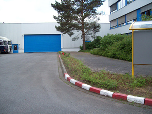 Safe-Box Bielefeld: 03-Safe Box Selfstorage Bielefeld Einfahrt.jpg