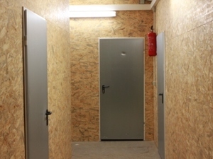 Lampe Lagerboxen Bremen:  MG 1774komp.jpg