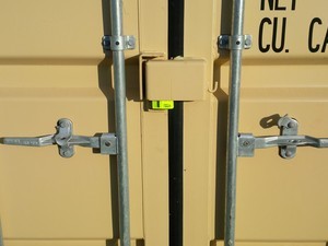 SelfStorage Stapper - Container-Lagerräume Duisburg: Duisburg Zur Kupferhutte 13 15.jpg