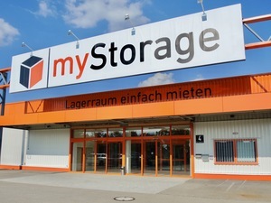 myStorage GmbH Neu-Ulm: Aussen-Eingangsbereich-NU.jpg