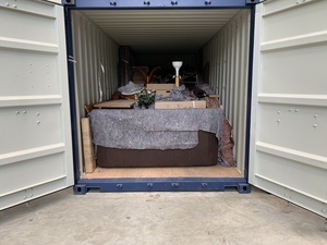Kramer Lager 3.0 Bielefeld: kramer-lager-3-0-bielefeld-klosterhof--M bellagerung im Container (2).JPG
