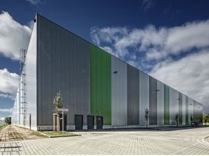 Boxie24 Lagerraum Berlin: boxie24-lagerraum-berlin-zossener-strasse--2.JPG