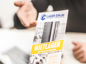 LAGER-EIN.de GmbH Braunschweig: lagerraum storage selfstorage einlagerung lager-ein.de Schw lper Braunschweig aktionsflyer mietlager hand.jpg