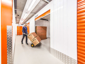 LAGER-EIN.de GmbH Schwülper: lagerraum storage selfstorage einlagerung lager-ein.de Schw lper Braunschweig aktionsflyer mietlager.jpg