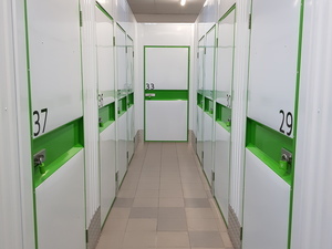Storebox Augsburg: storebox-augsburg-konigsbrunner-strasse--20220219 164825 AHK.jpg