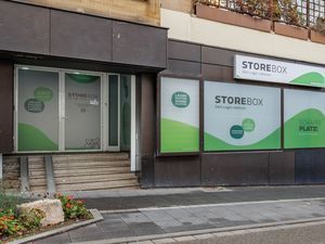Storebox Stuttgart: storebox-stuttgart-unterlander-strasse--Storebox Stuttgart Zuffenhausen 4.jpg