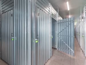 Storebox Moers: storebox-moers-lintforter-strasse--Yext Photo MRL4 4860 x 3240 (9).jpg