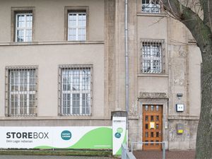 Storebox Darmstadt: storebox-darmstadt-poststrasse--Yext Photo Template DHB.jpg