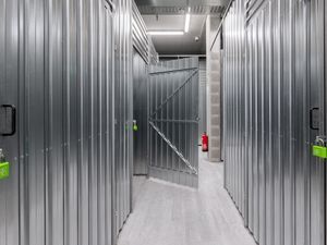 Storebox Schönefeld: storebox-schonefeld-mizarstrasse--Storebox Mizarstra e Sch nefeld 2.jpg