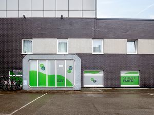 Storebox Hamburg: storebox-hamburg-lubecker-strasse--HL  Yext 1.jpg